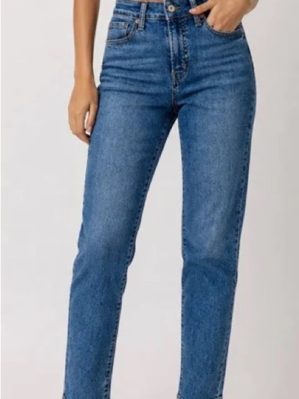 Old Navy Women's Straight Leg Jeans in Blue Denim